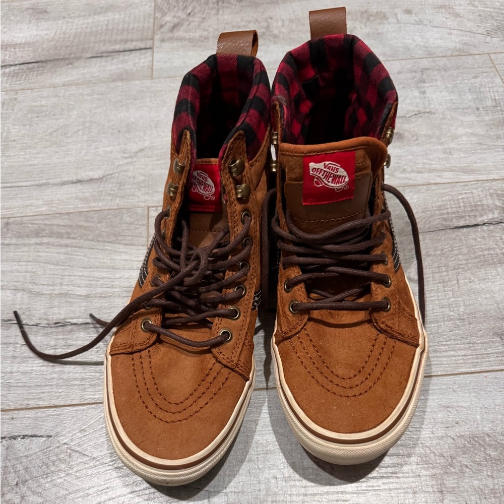 Vans Suede scotchguarded Brown High-Top Sneakers with Red Accents